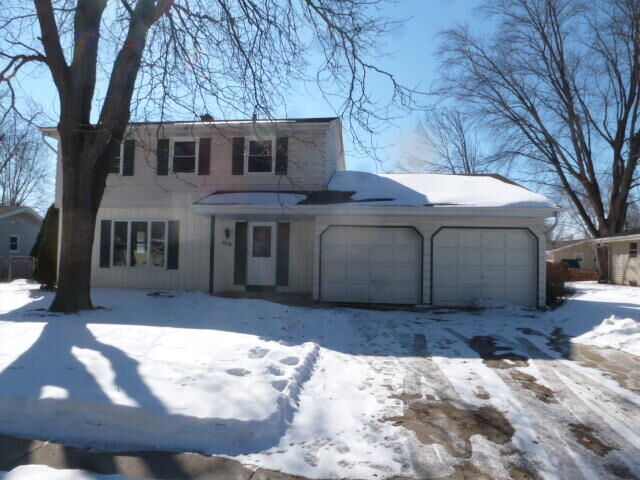 Property Photo:  1119 Green Valley Dr  WI 53189 