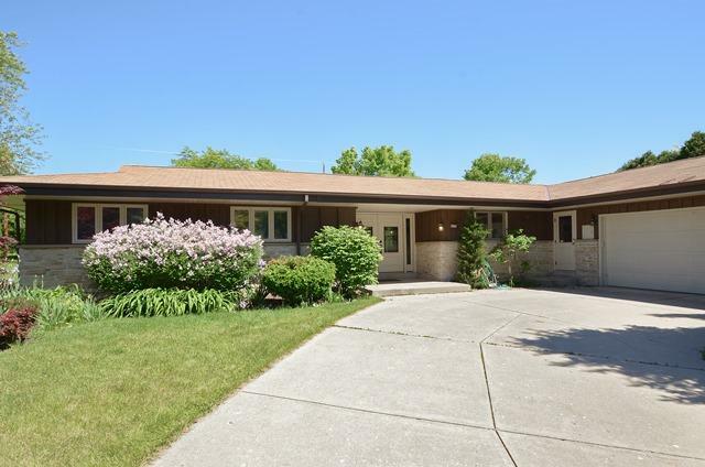 Property Photo:  8610 N Point Dr  WI 53217 