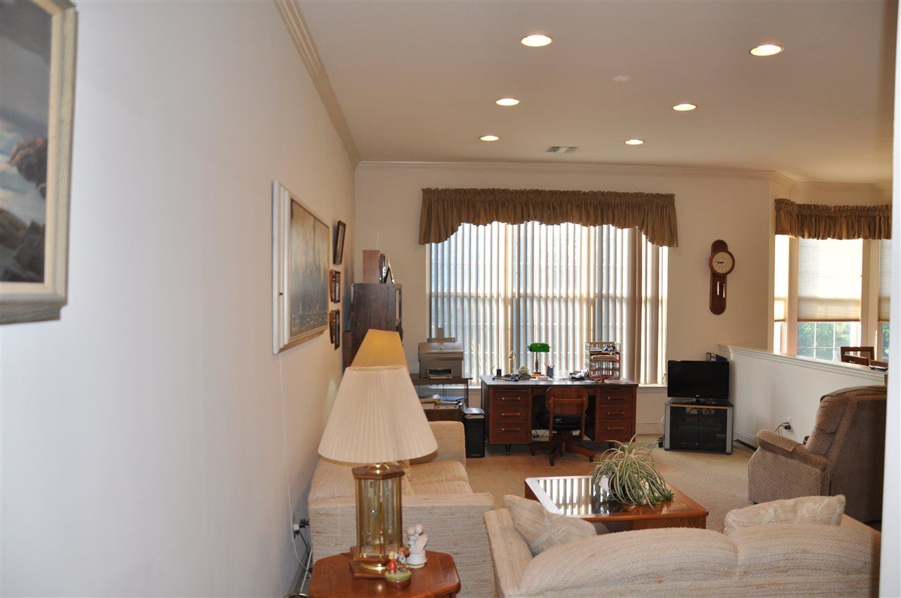 Property Photo: 1416 Four Seasons Dr 1416 NJ 07470