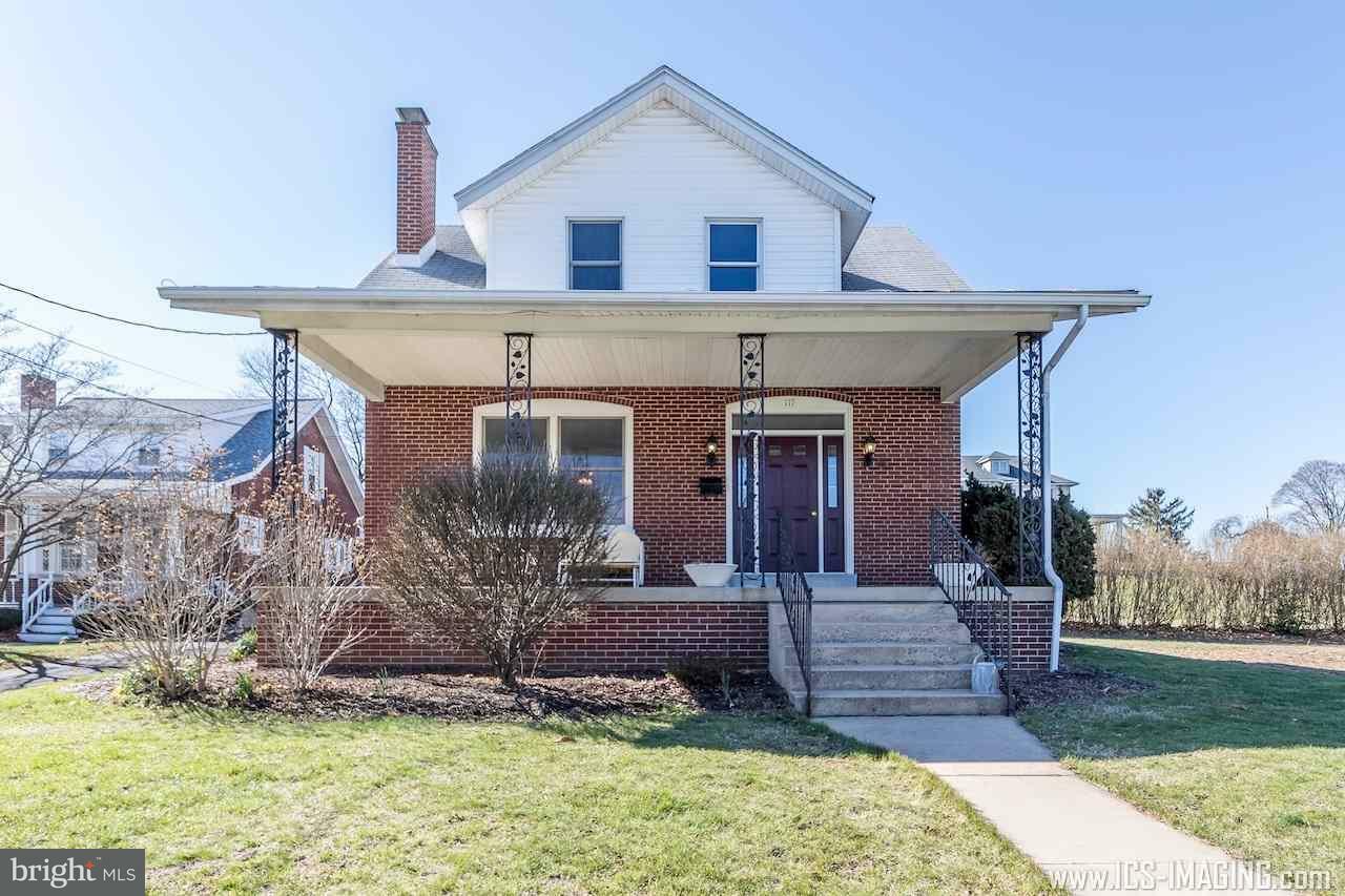 Property Photo:  117 Walnut Street  PA 17043 