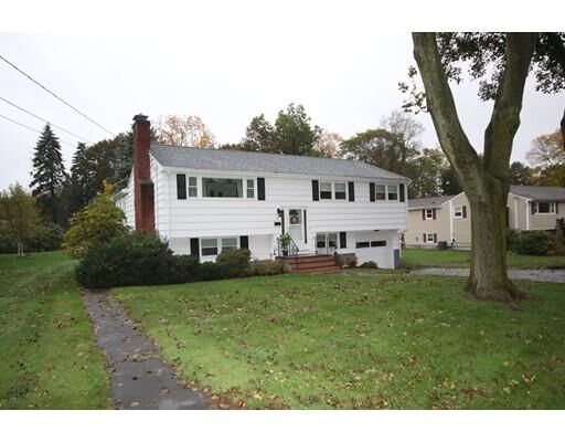Property Photo: 5 Magnolia Drive MA 01845