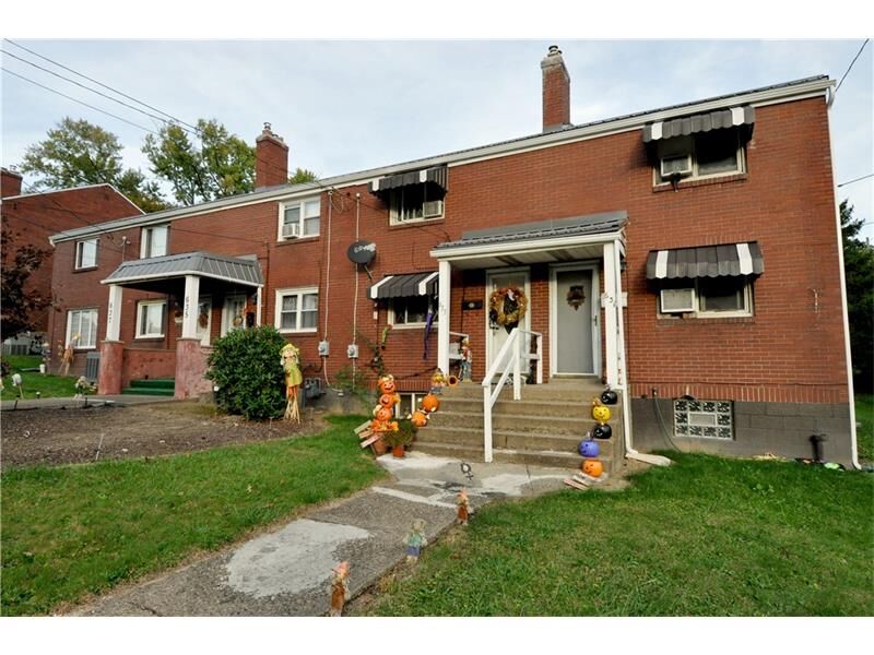 Property Photo:  633 2nd St  PA 15147 