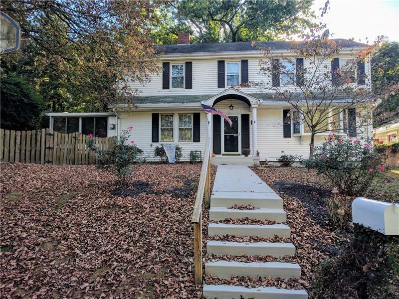 Property Photo:  718 Walnut  PA 15046 