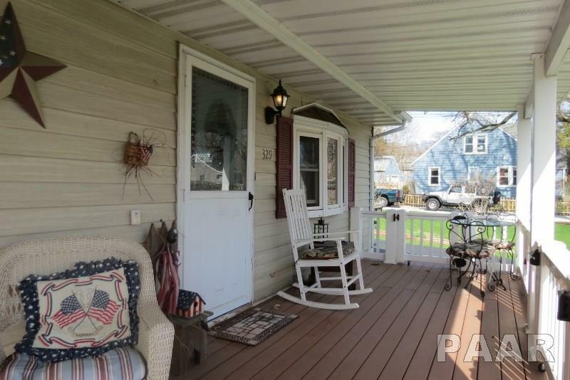 Property Photo:  329 Margaret  IL 61610 