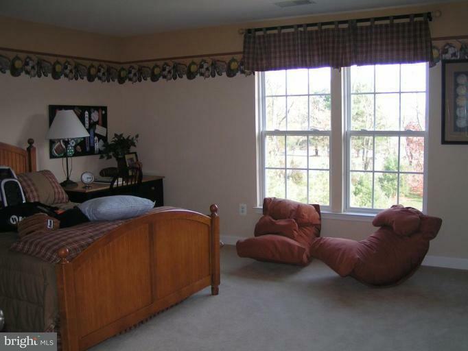 Property Photo:  19360 Paradise Manor Drive  MD 21742 