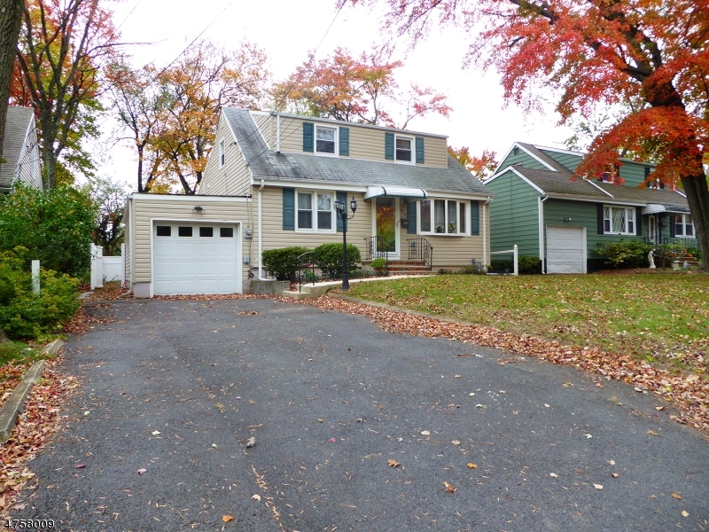 Property Photo:  314 Willow Ave  NJ 07076 