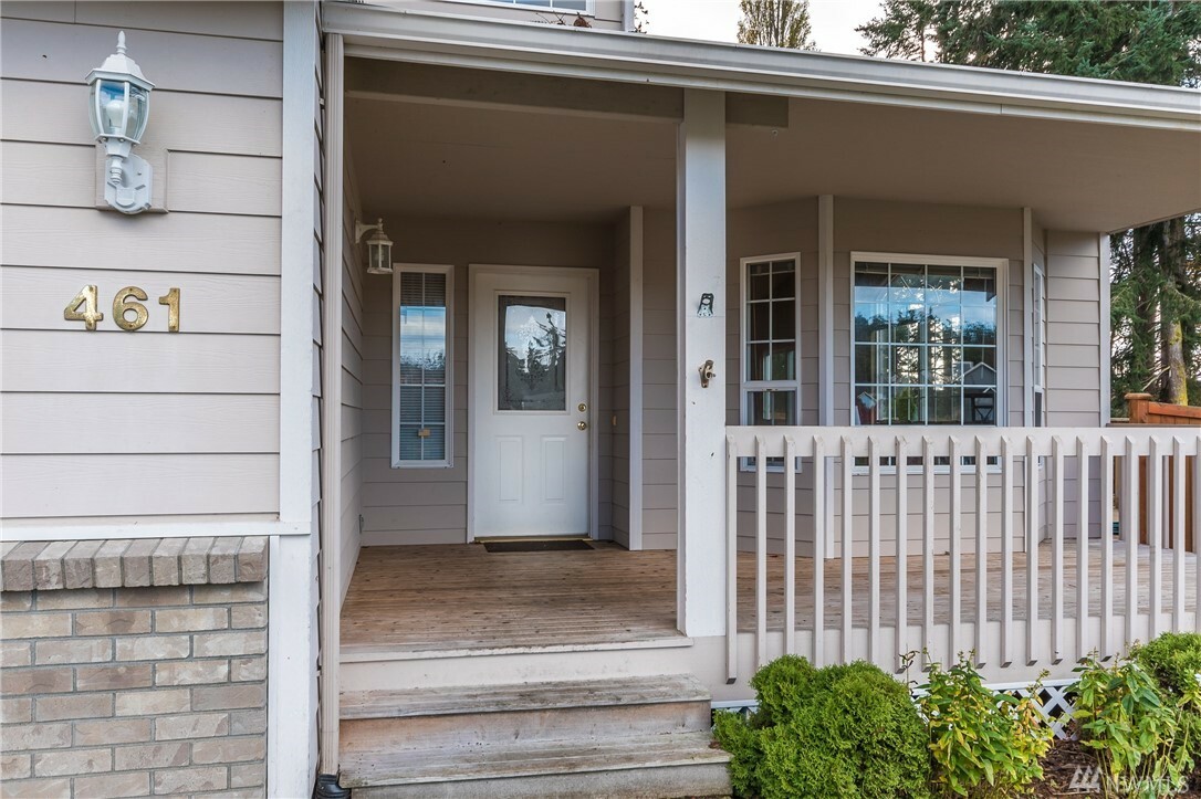 Property Photo:  461 SW Regency Dr  WA 98277 