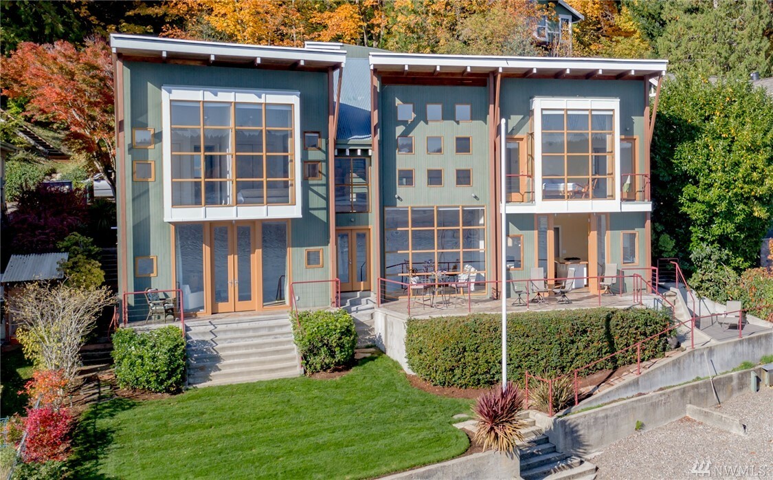 Property Photo:  1618 W Lake Sammamish Pkwy NE  WA 98008 