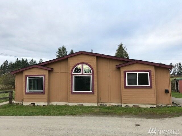 Property Photo:  4411 96th St E  WA 98446 