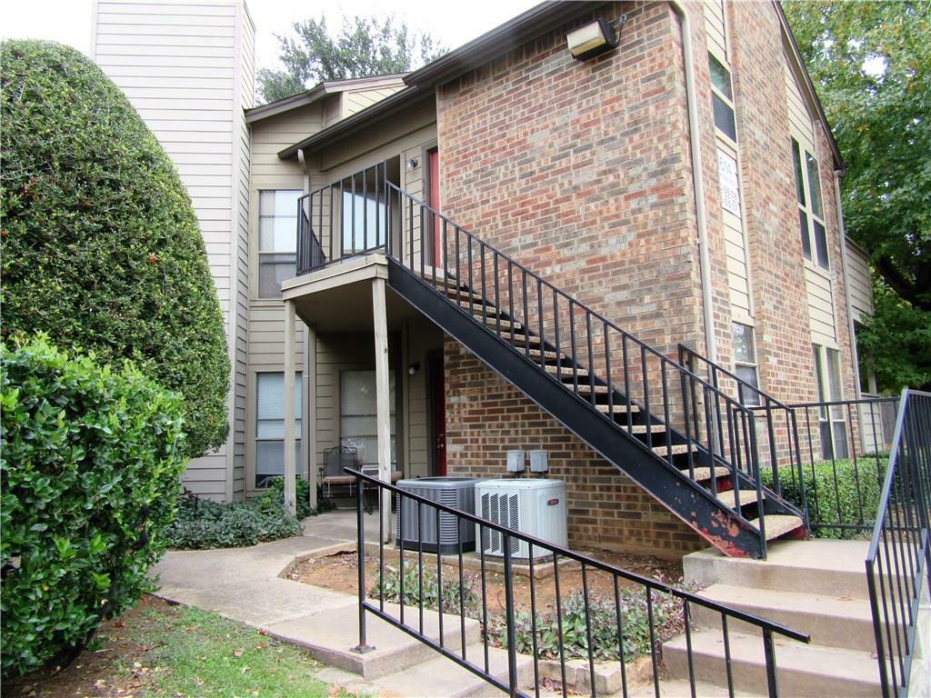 Property Photo:  1614 Pecan Chase Circle  TX 76012 