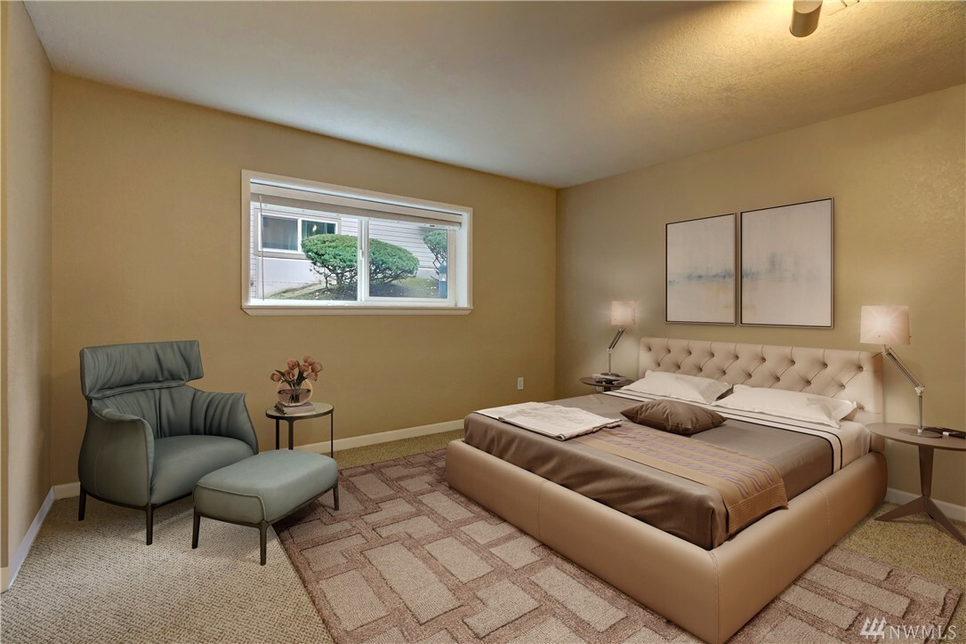 Property Photo:  14530 NE 44th St L3  WA 98007 