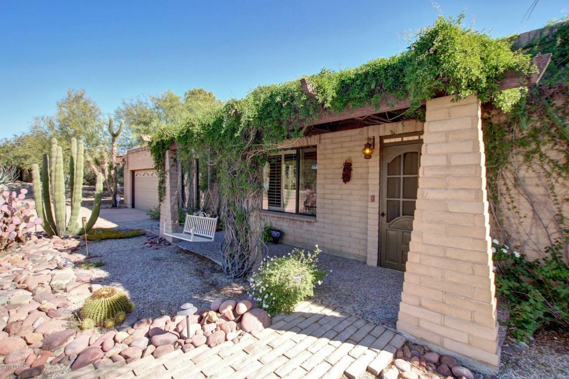 Property Photo:  5320 N Whispering Hills Lane  AZ 85704 