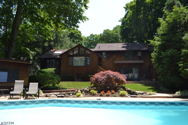 Property Photo:  581 Terhune Dr  NJ 07470 