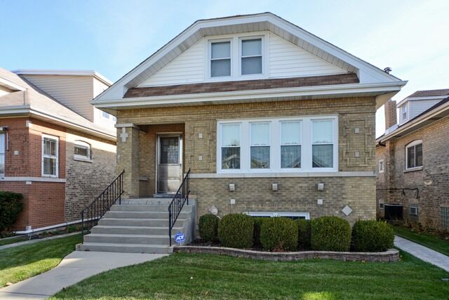 Property Photo:  4117 Major Avenue  IL 60634 