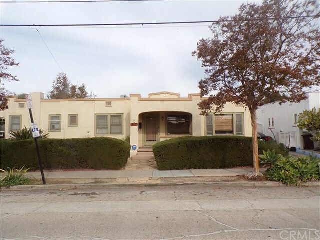 Property Photo:  915 W 10th St  CA 92703 