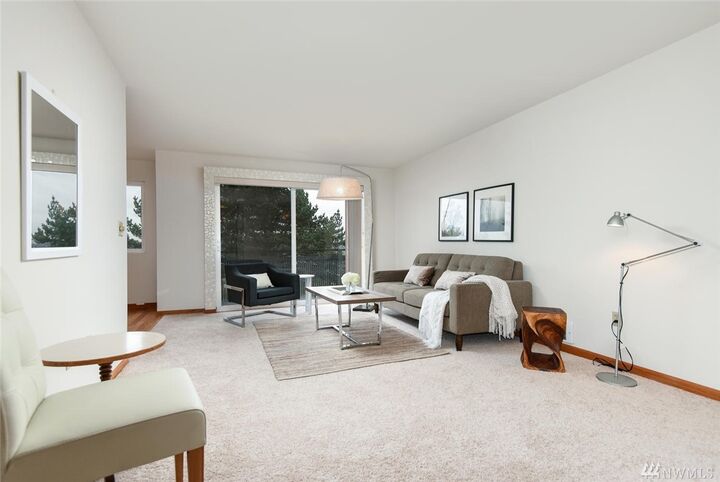 Property Photo:  3711 26th Place W 405  WA 98199 