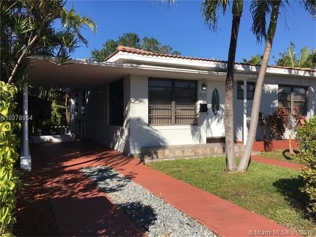 Property Photo: 827 84 St FL 33141