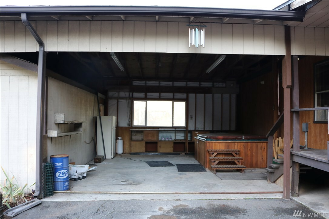 Property Photo: 1041 NE Old Belfair Hwy WA 98528