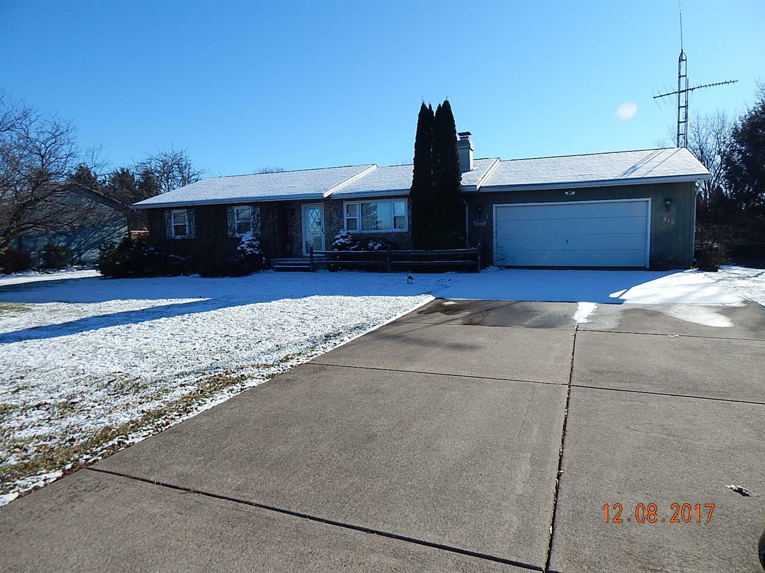 Property Photo: 2812 E 100 IN 46350