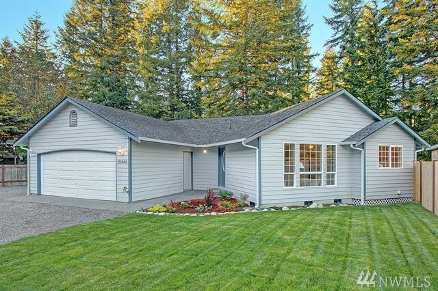 Property Photo:  41001 Mountain View Dr W  WA 98251 