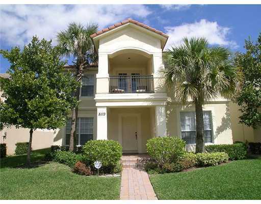 Property Photo:  8119 Bautista Way  FL 33418 