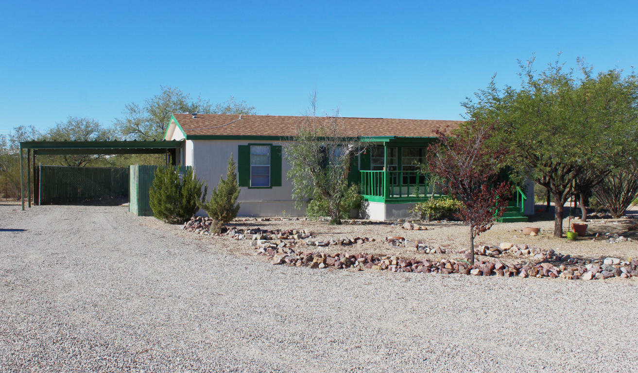 Property Photo:  615 N Tomasita Drive  AZ 85641 