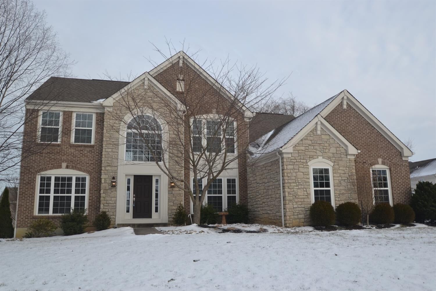 Property Photo:  372 Old Willow Court  OH 45065 