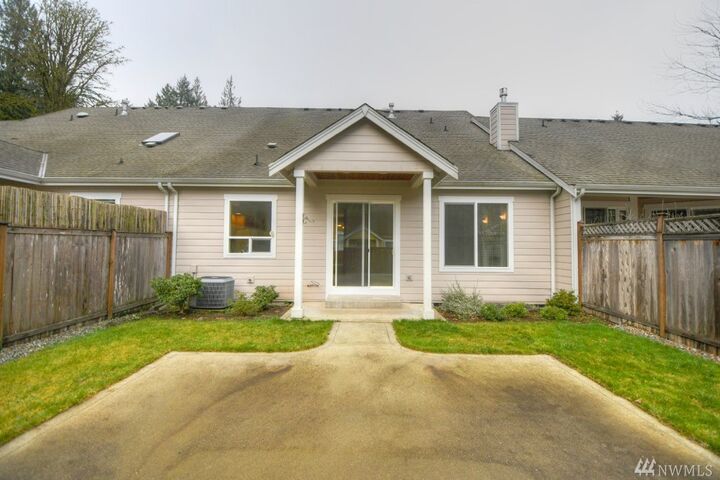 Property Photo:  610 Dowel Dr NW  WA 98502 