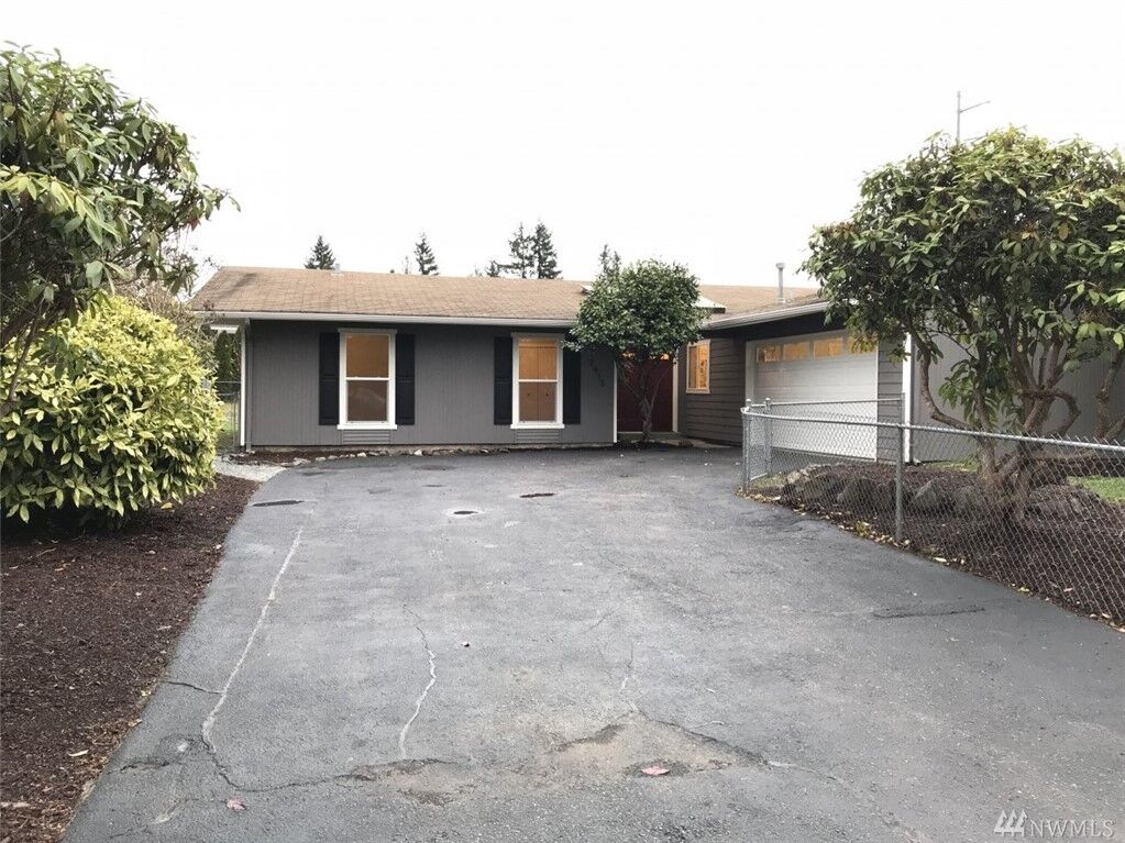 Property Photo:  7913 Timber Circle  WA 98203 