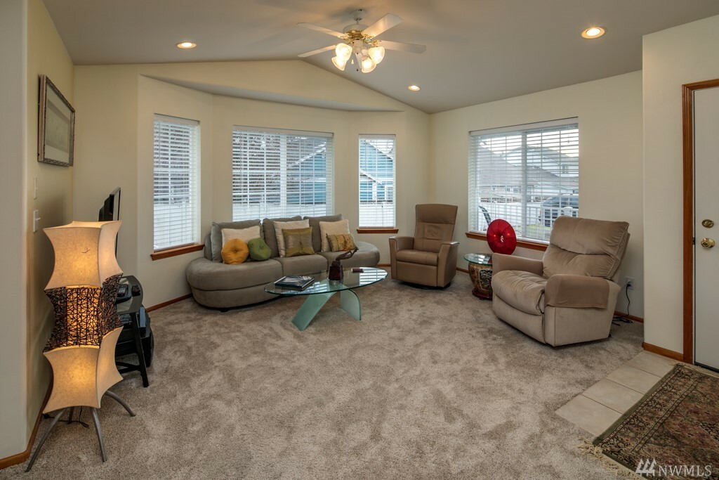 Property Photo: 2940 Racine St WA 98226
