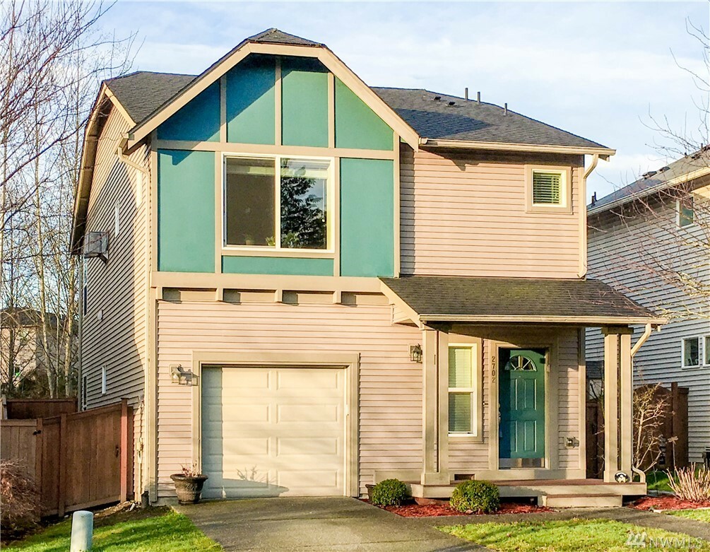 Property Photo:  2702 105th Ave SE  WA 98258 