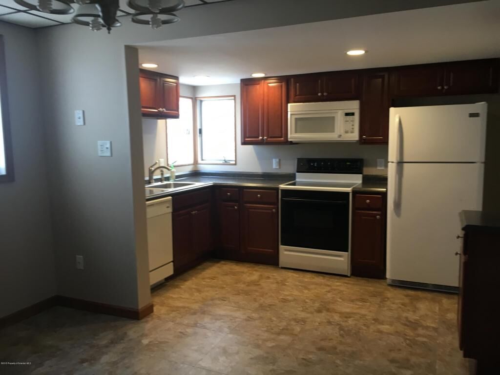 Property Photo:  1114 Loomis Avenue  PA 18504 