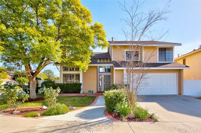 Property Photo:  26276 Buscador  CA 92692 