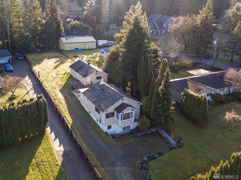 Property Photo: 4512 Cable St WA 98229