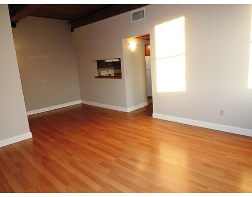 Property Photo:  50 Rantoul Street 407  MA 01915 