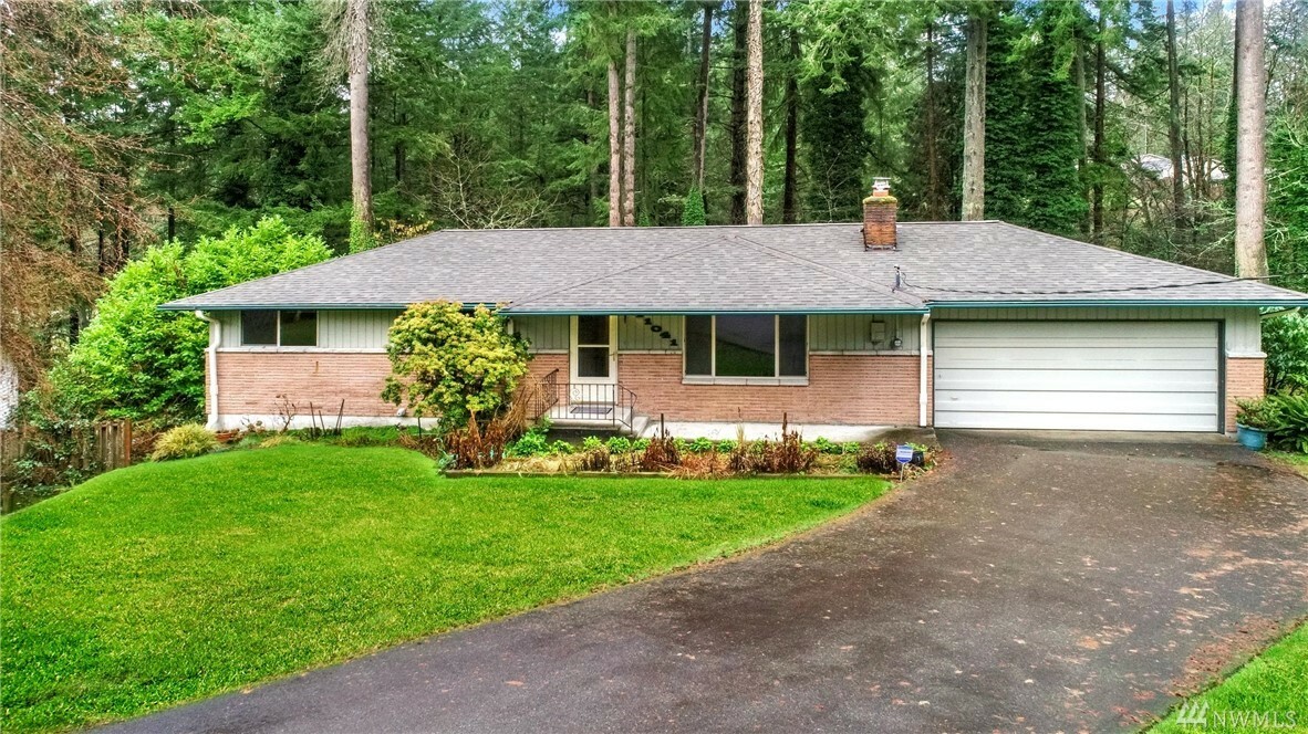 Property Photo:  11041 Dean Ct SW  WA 98498 