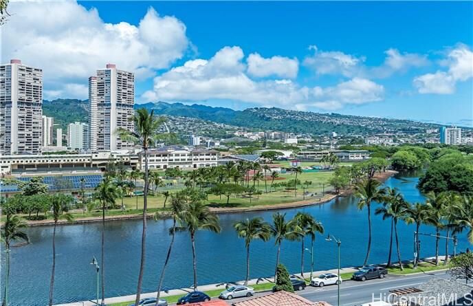 445 Kaiolu Street 814  Honolulu HI 96815 photo