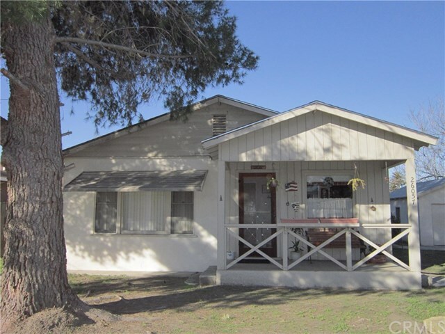 Property Photo:  26057 Burdett Place  CA 92544 