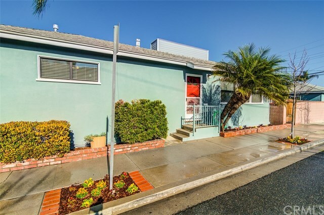 Property Photo:  340 12th Street  CA 90740 