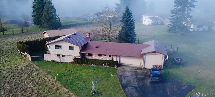 Property Photo: 37407 174th Ave SE WA 98092