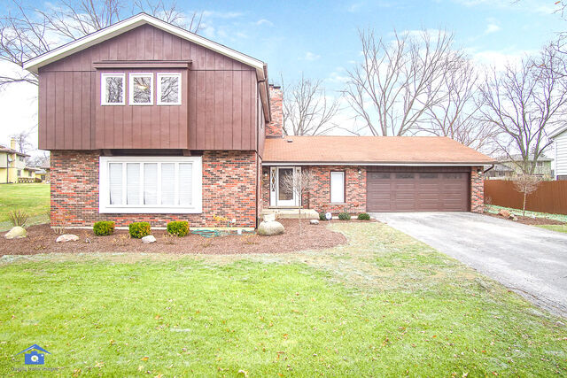 Property Photo:  2834 Walnut Road  IL 60430 