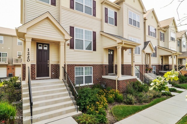 Property Photo: 1220 Evergreen Avenue IL 60016