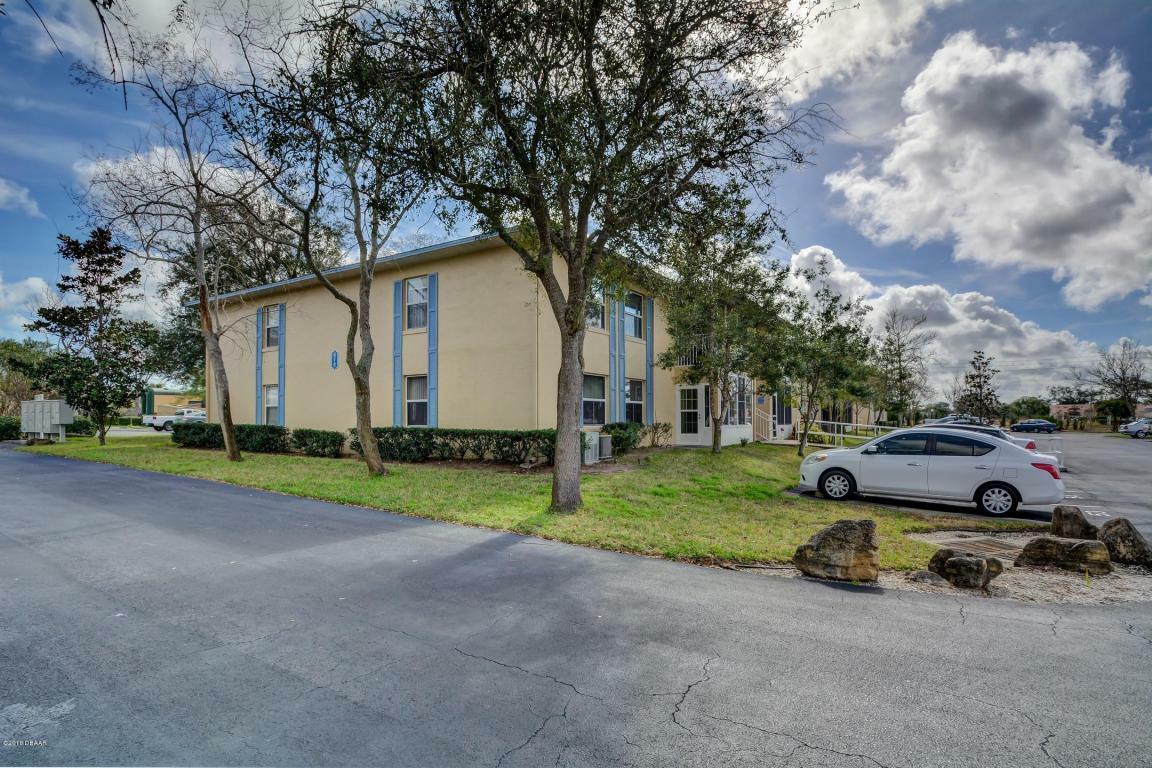 Property Photo:  678 Wellington Station Boulevard  FL 32174 