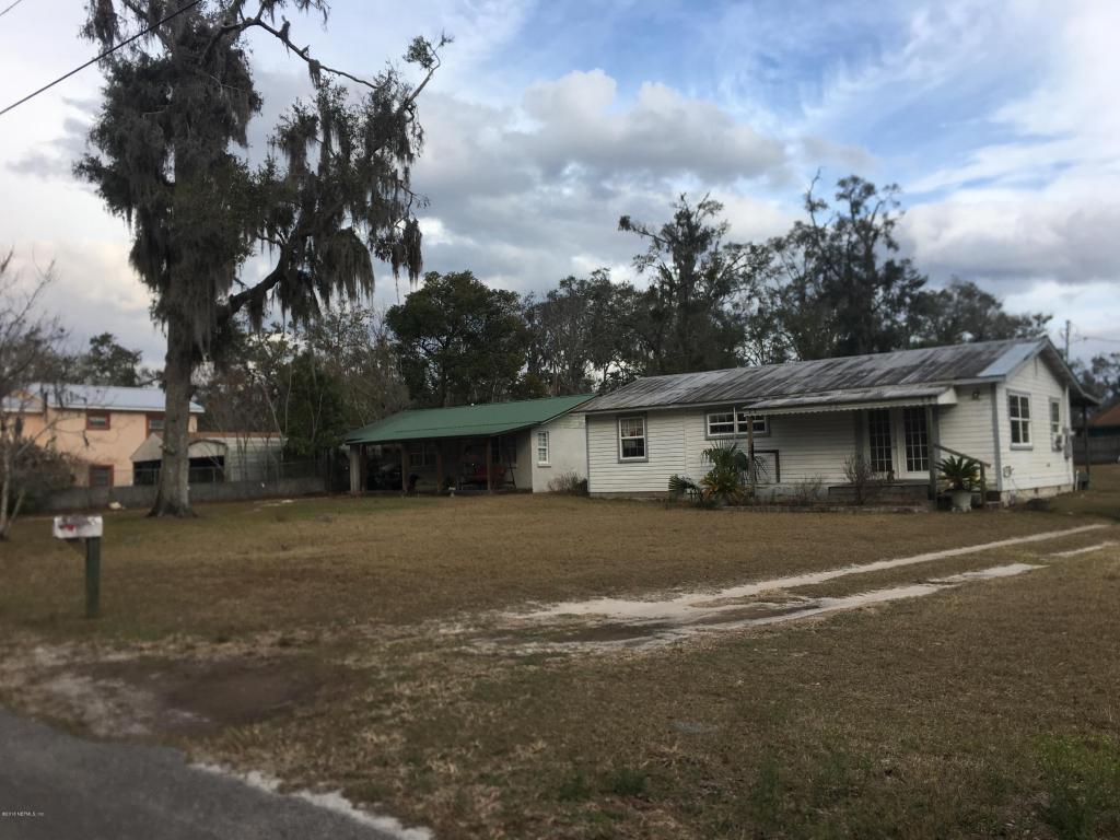 Property Photo: 120 S Oakland Avenue FL 32187