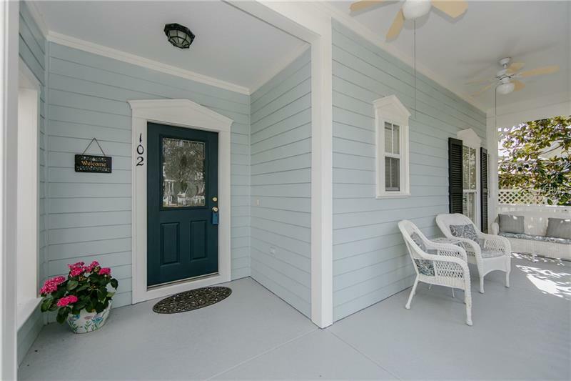 Property Photo:  102 Grinnell Place  FL 34747 