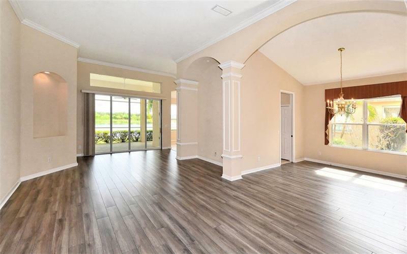 Property Photo: 7327 Meeting Street FL 34201