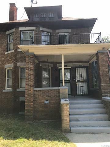 Property Photo:  2913 Montgomery Street  MI 48206 