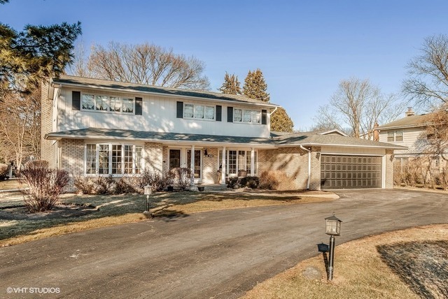 Property Photo: 2510 Marian Lane IL 60091