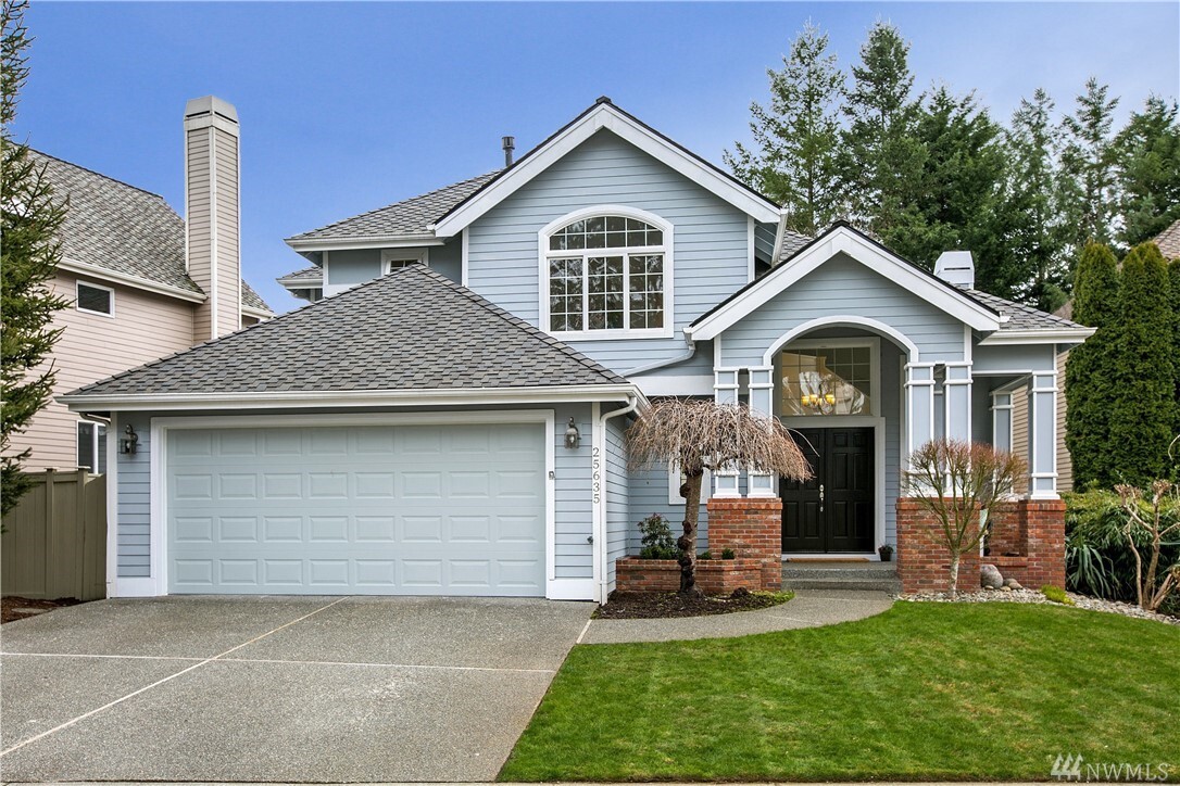 Property Photo: 25635 SE 41st St WA 98029