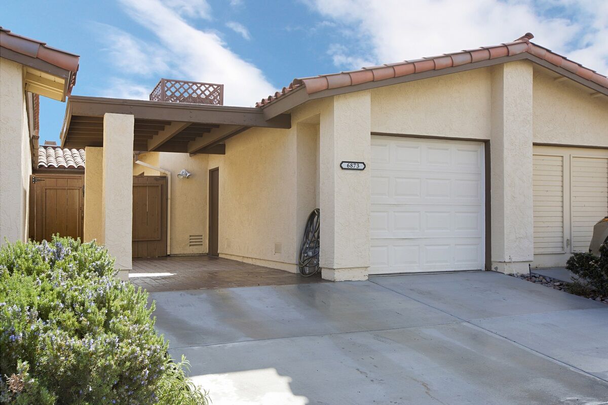 Property Photo: 6873 Fashion Hills Blvd CA 92111